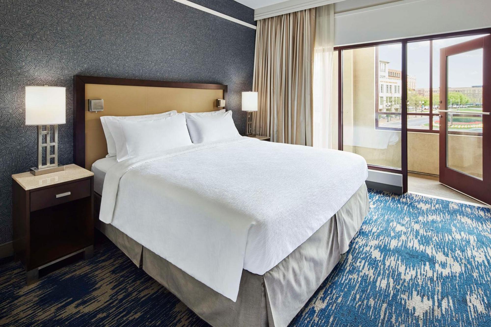 Embassy Suites By Hilton Alexandria Old Town Luaran gambar