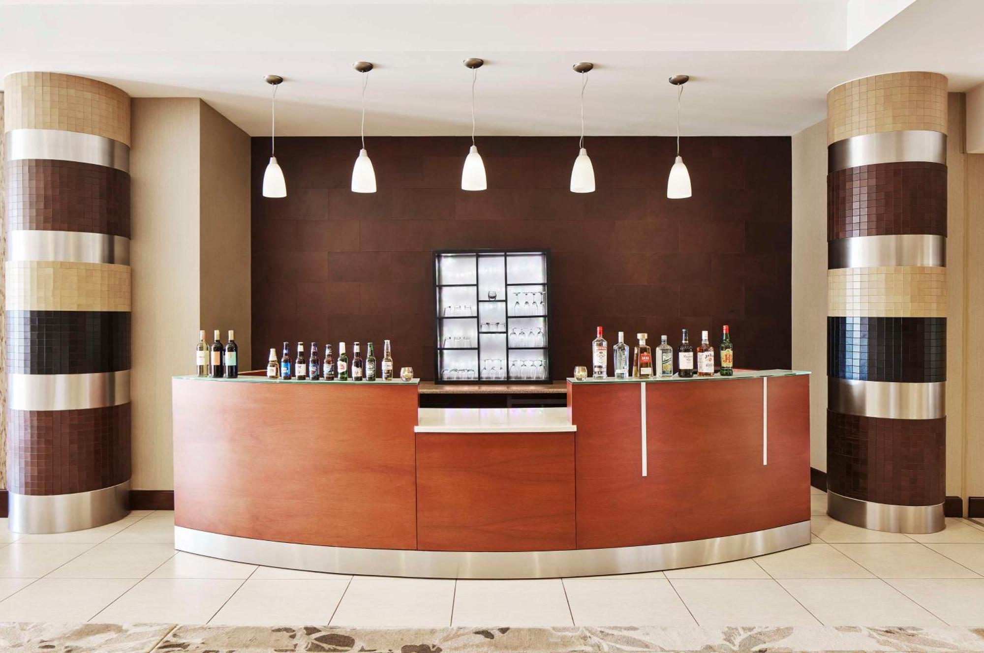 Embassy Suites By Hilton Alexandria Old Town Luaran gambar